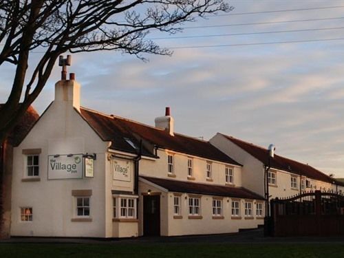 The Village Inn Northallerton Esterno foto
